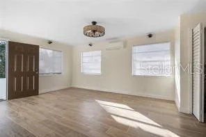 1301 26TH AVENUE S St Petersburg, FL 33705