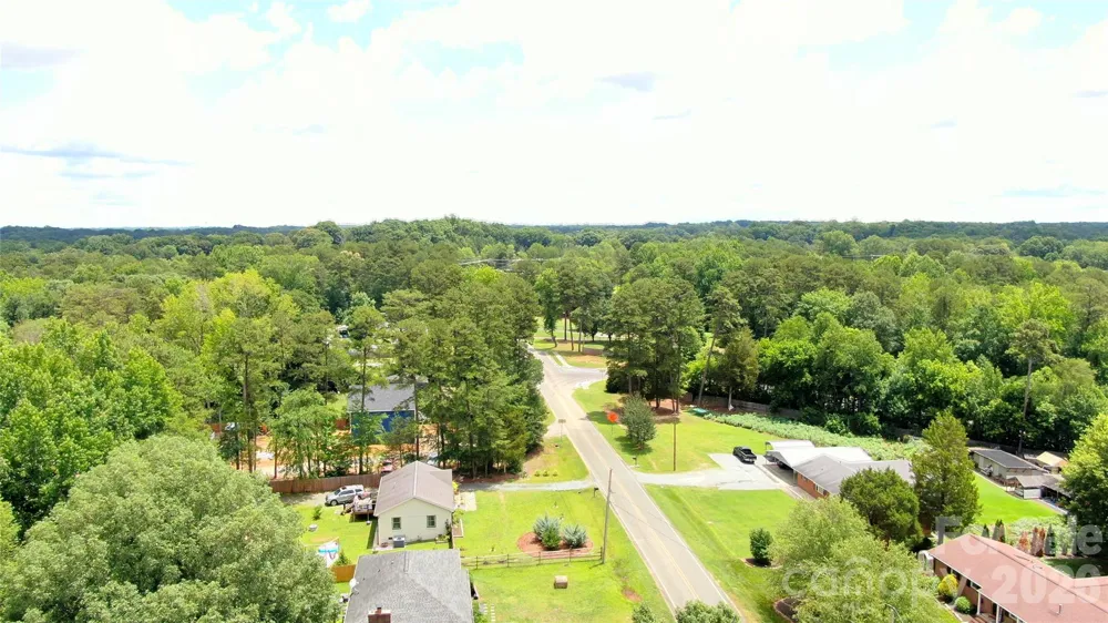 6522 Simpson Road Charlotte, NC 28216