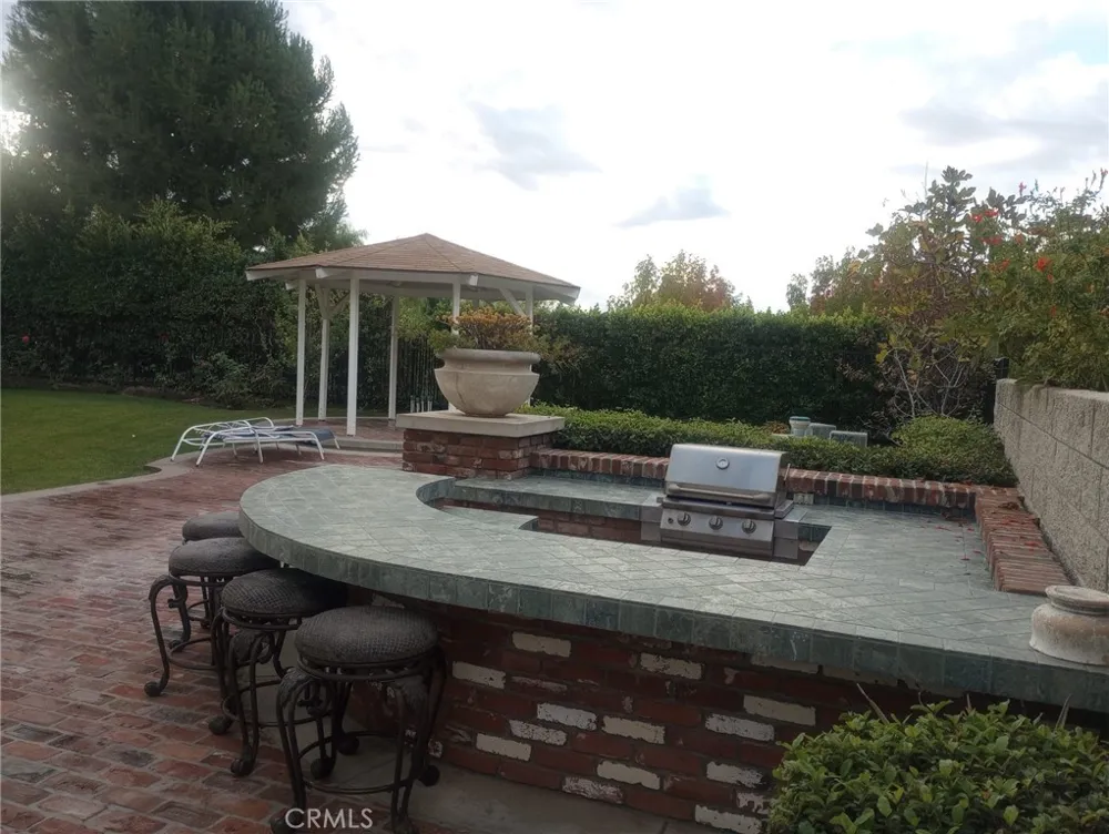 5830 E Lavender Court Orange, CA 92867