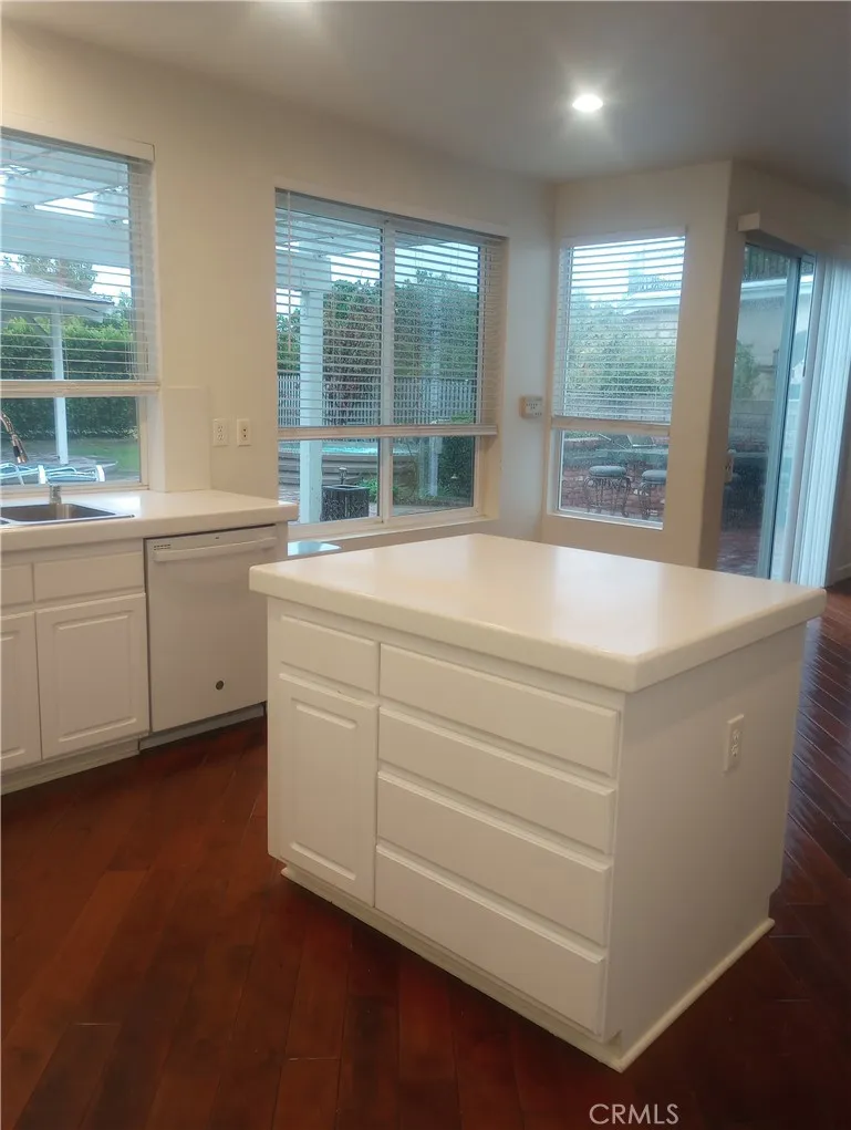5830 E Lavender Court Orange, CA 92867