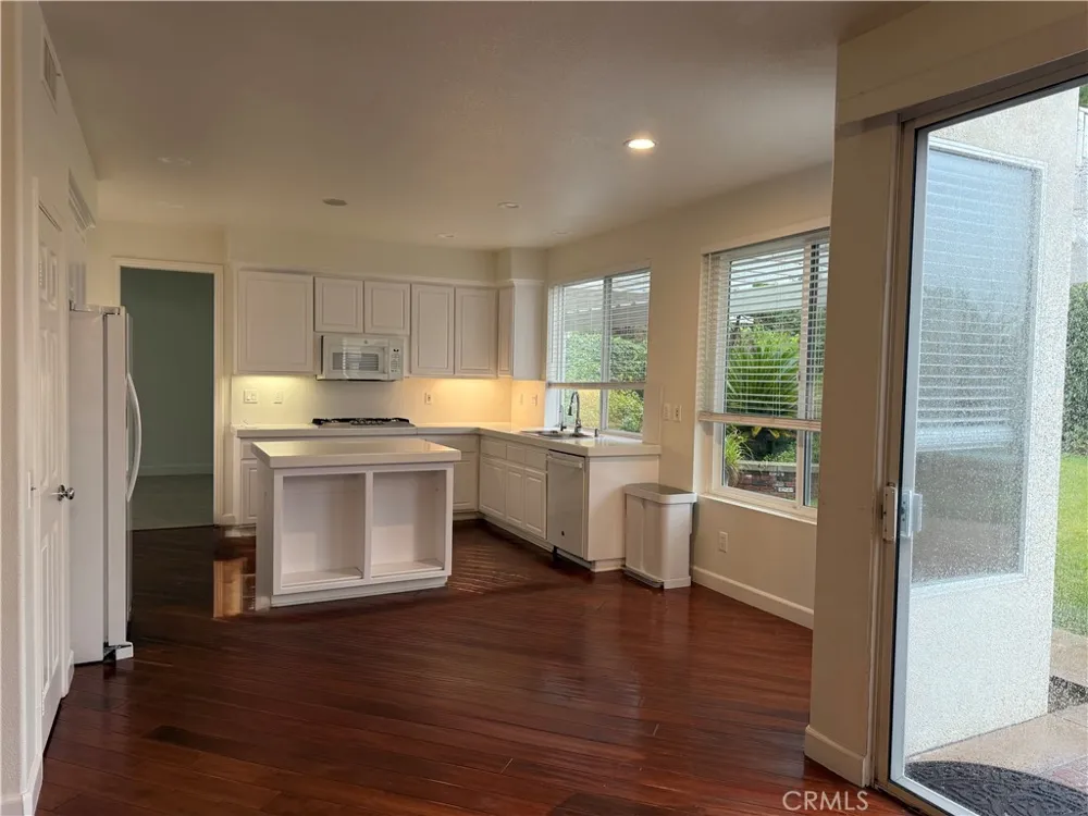 5830 E Lavender Court Orange, CA 92867