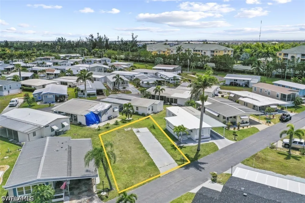 Mattie Avenue Fort Myers, FL 33908
