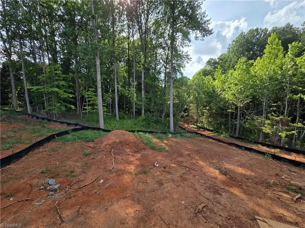 4150 Clinard Road Clemmons, NC 27012