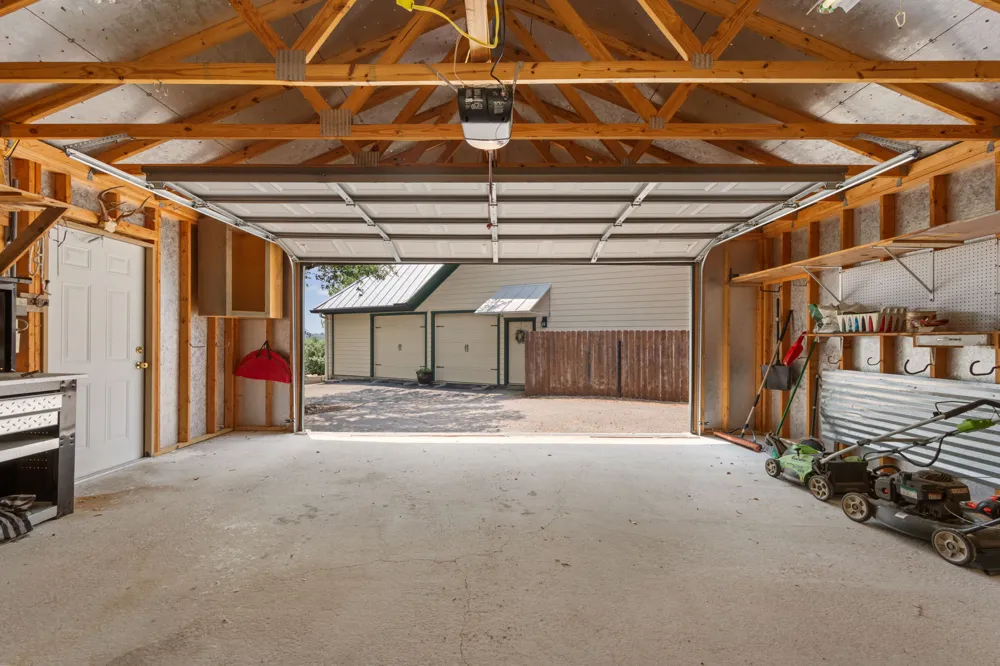 544 River View Drive Johnson City, TX 78636