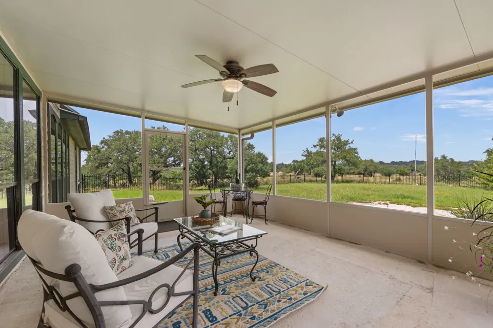 544 River View Drive Johnson City, TX 78636