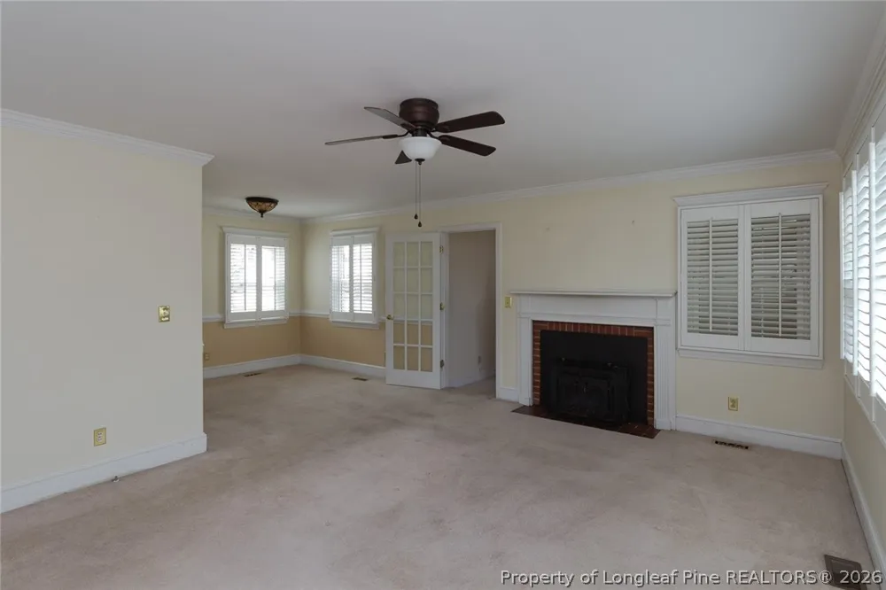 717 W Cutlar Street St Pauls, NC 28384