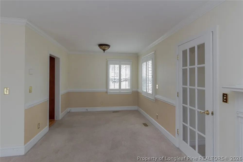 717 W Cutlar Street St Pauls, NC 28384