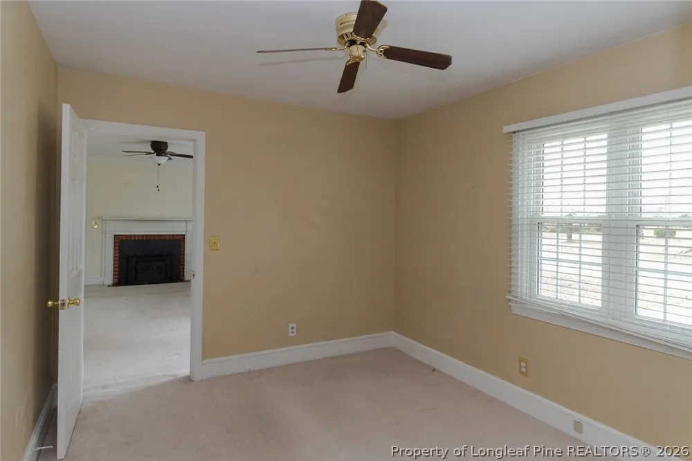 717 W Cutlar Street St Pauls, NC 28384