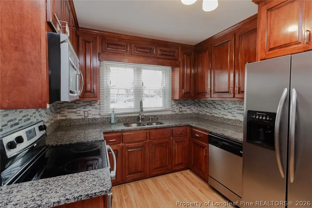 717 W Cutlar Street St Pauls, NC 28384