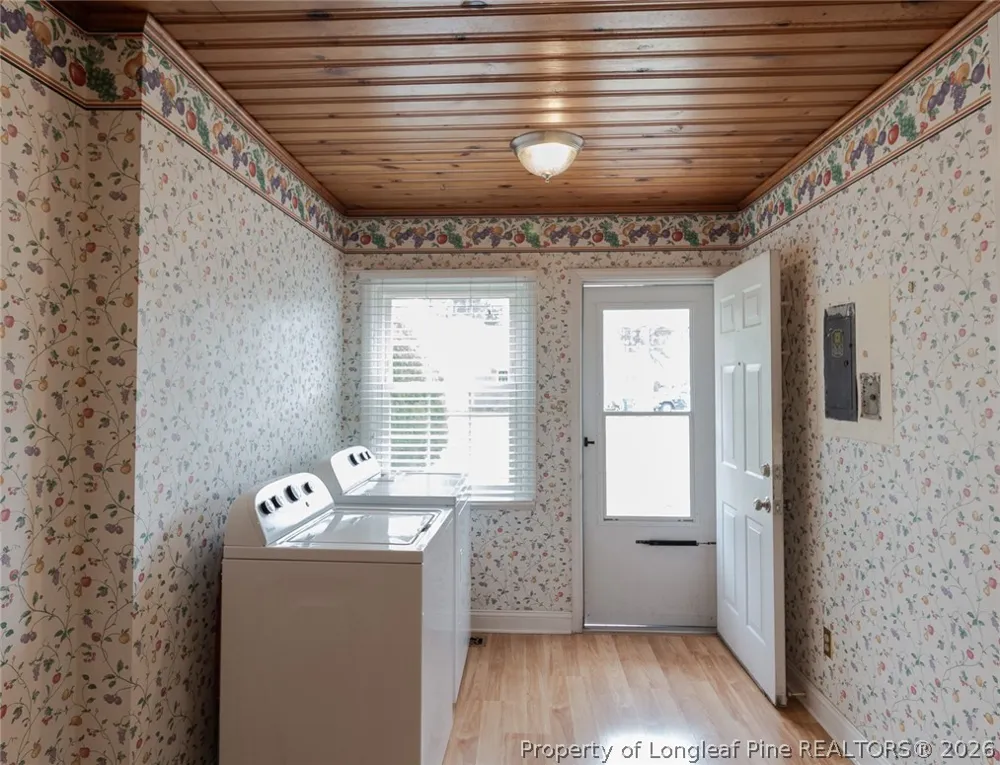 717 W Cutlar Street St Pauls, NC 28384