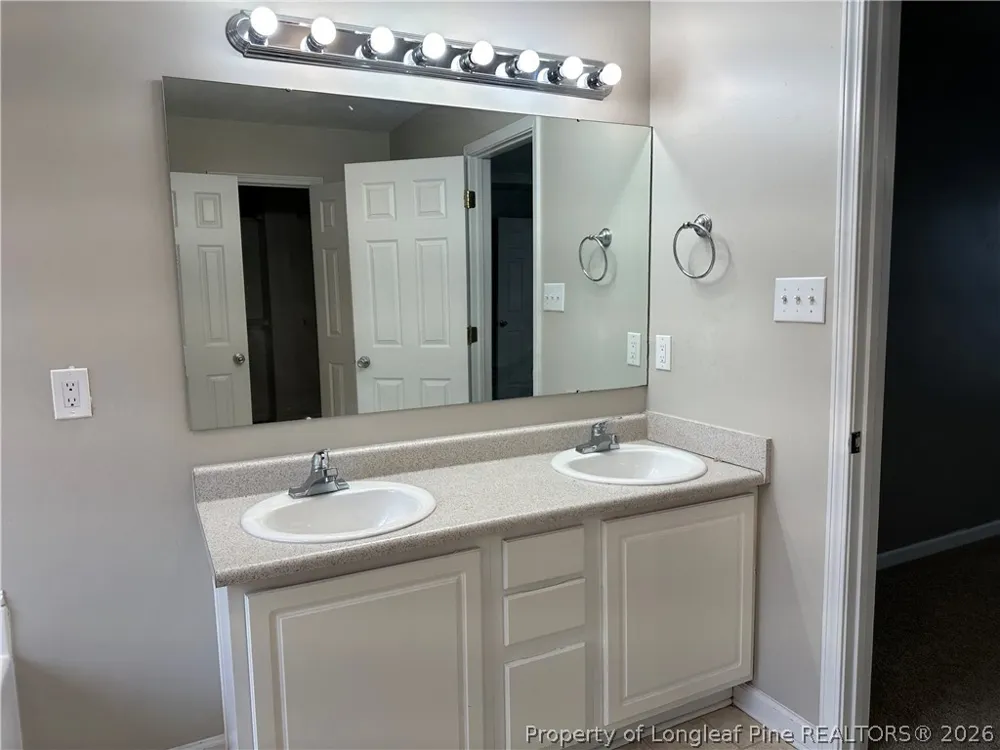3679 Pioneer Drive Hope Mills, NC 28348