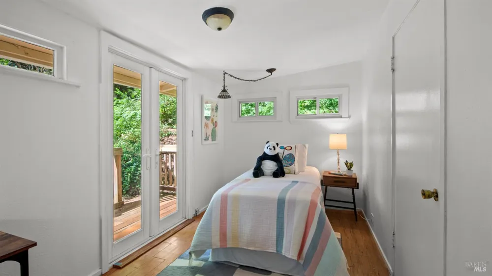 185 Tamal Road Forest Knolls, CA 94933