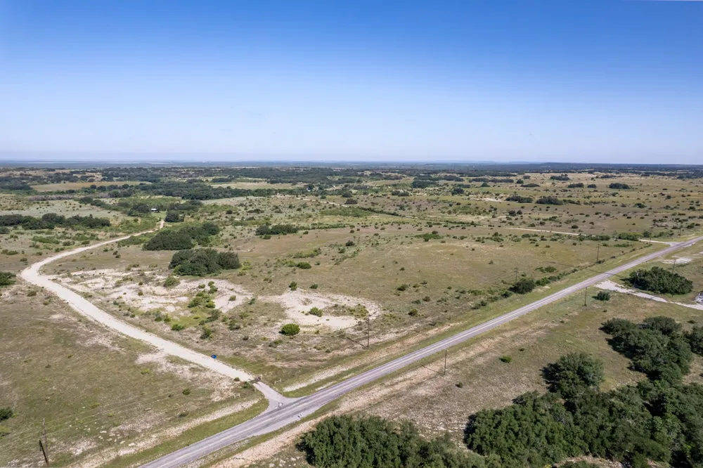 1570 FM 2805 Talpa, TX 76882