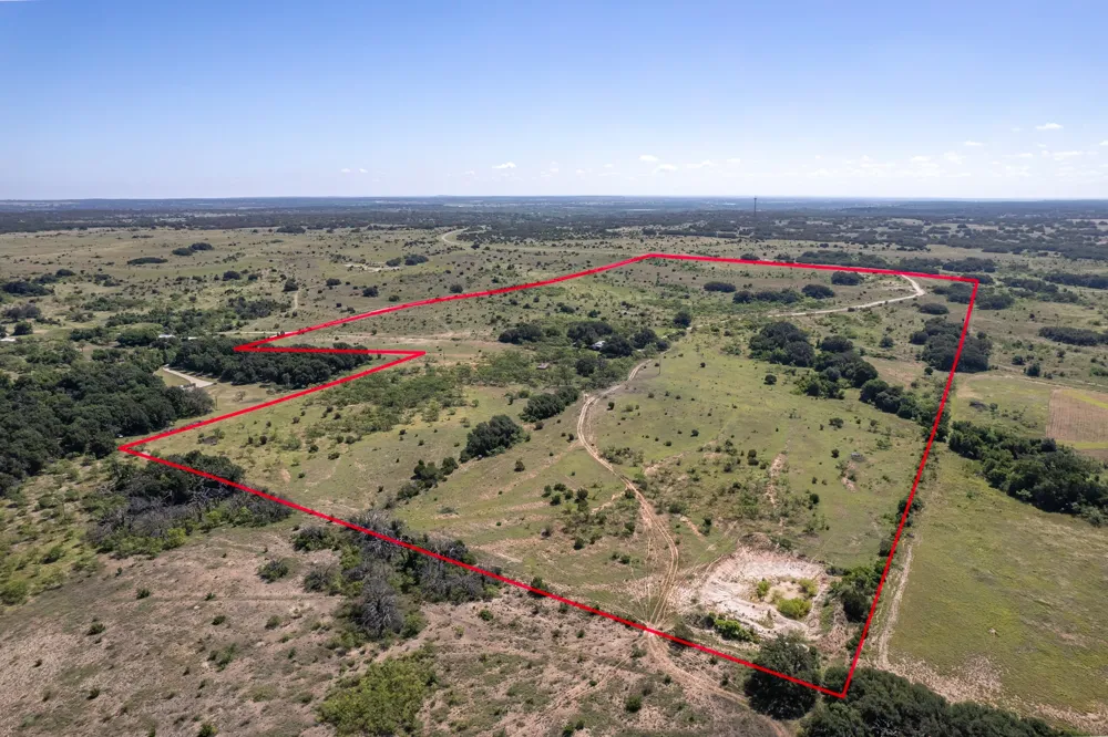 1570 FM 2805 Talpa, TX 76882