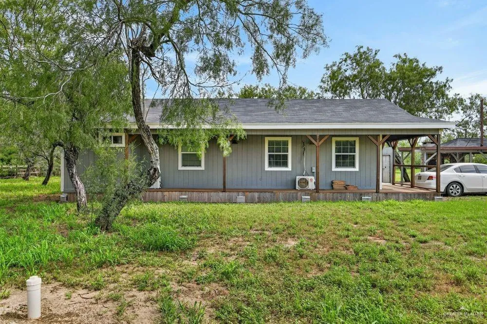 12906 8th Street Hargill, TX 78549