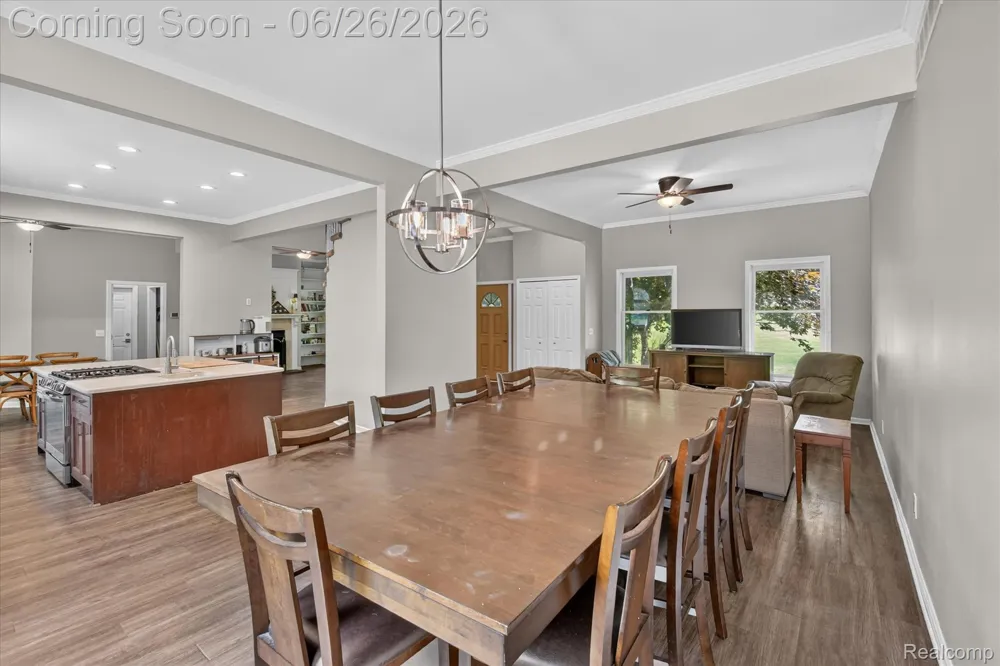 8114 Chilson Road Hamburg Township, MI 48169