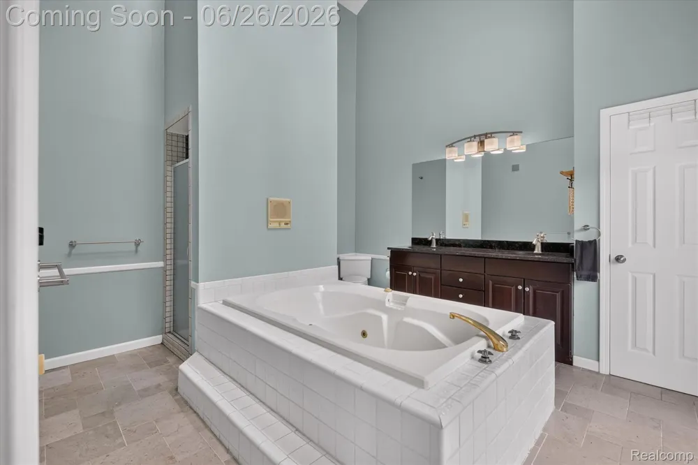 8114 Chilson Road Hamburg Township, MI 48169