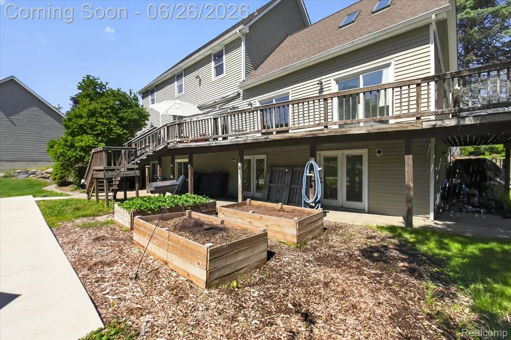 8114 Chilson Road Hamburg Township, MI 48169