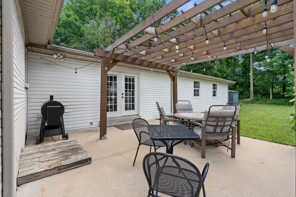 105 Billy Robb St Greenbrier, TN 37073