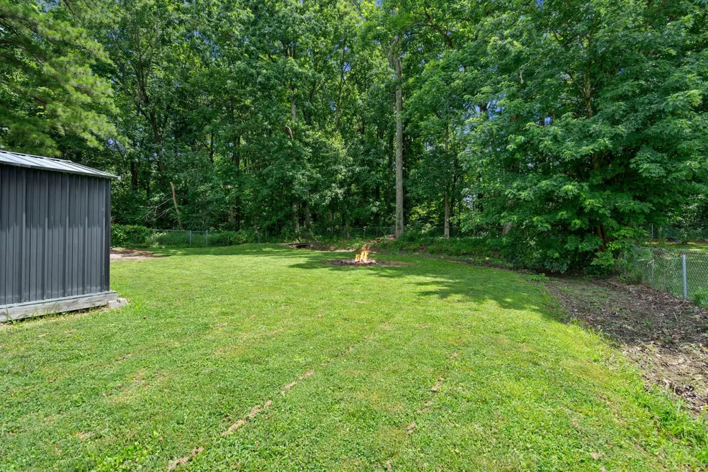 105 Billy Robb St Greenbrier, TN 37073