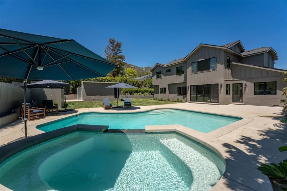 5171 Vista Miguel Drive La Canada Flintridge, CA 91011