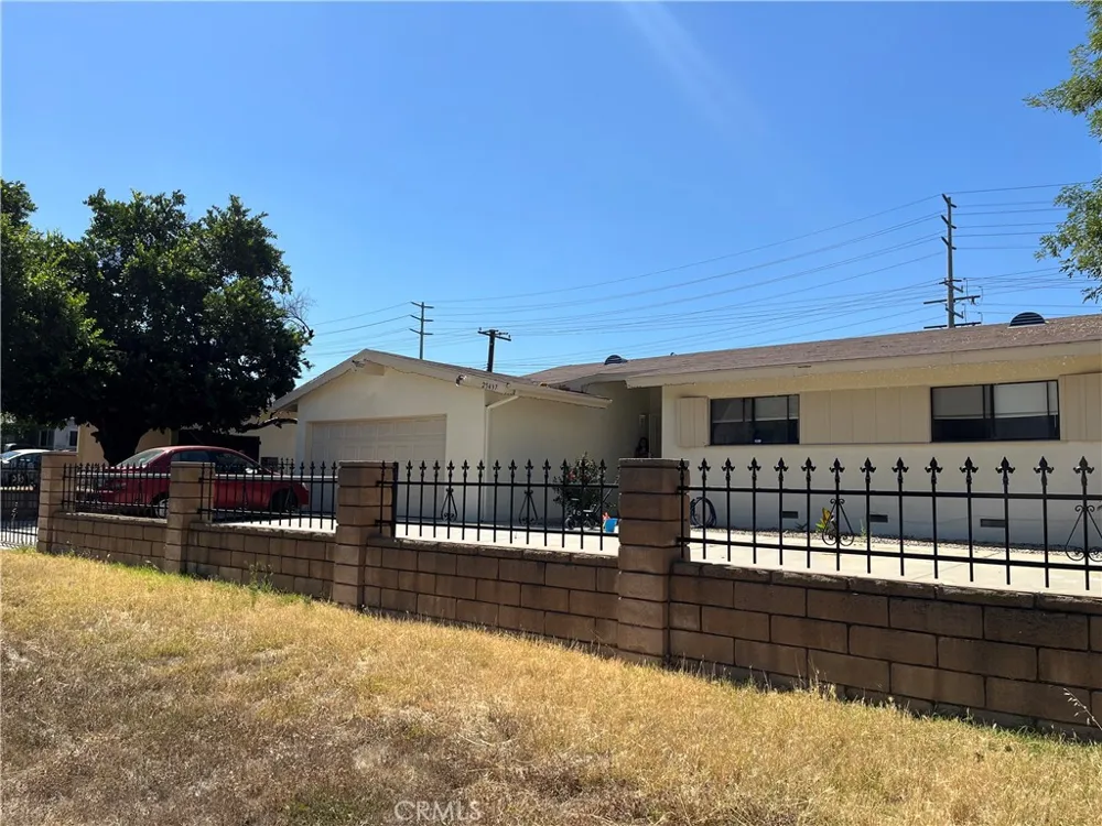 25437 Edgemont San Bernardino, CA 92404