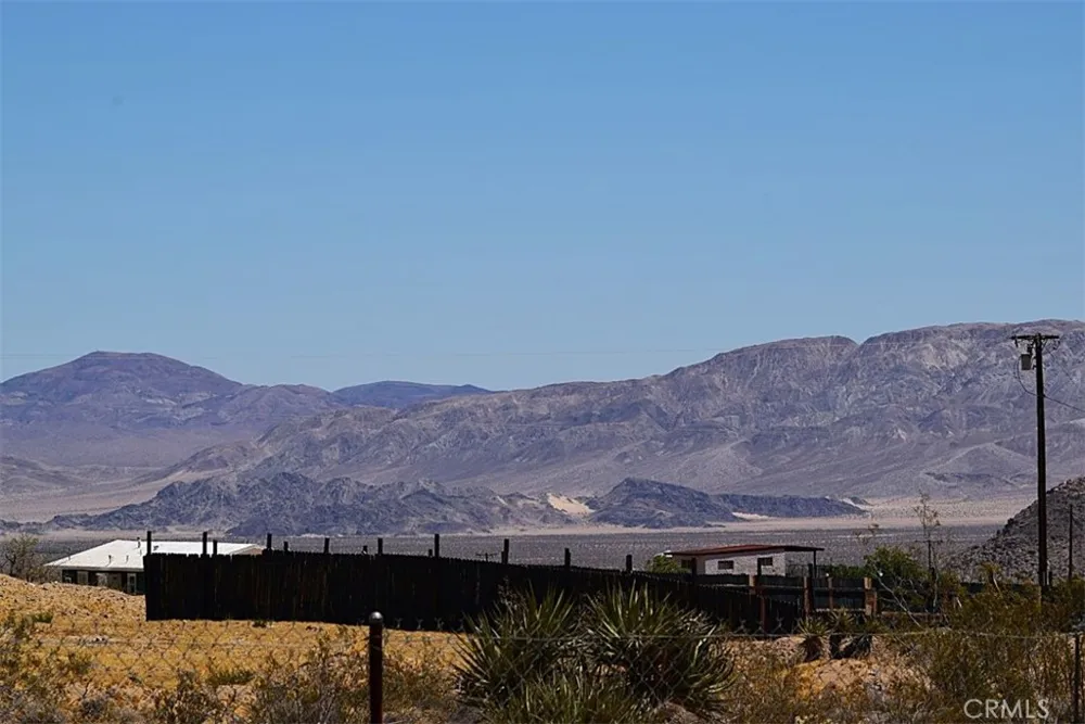 2675 Geronimo Trail Landers, CA 92285