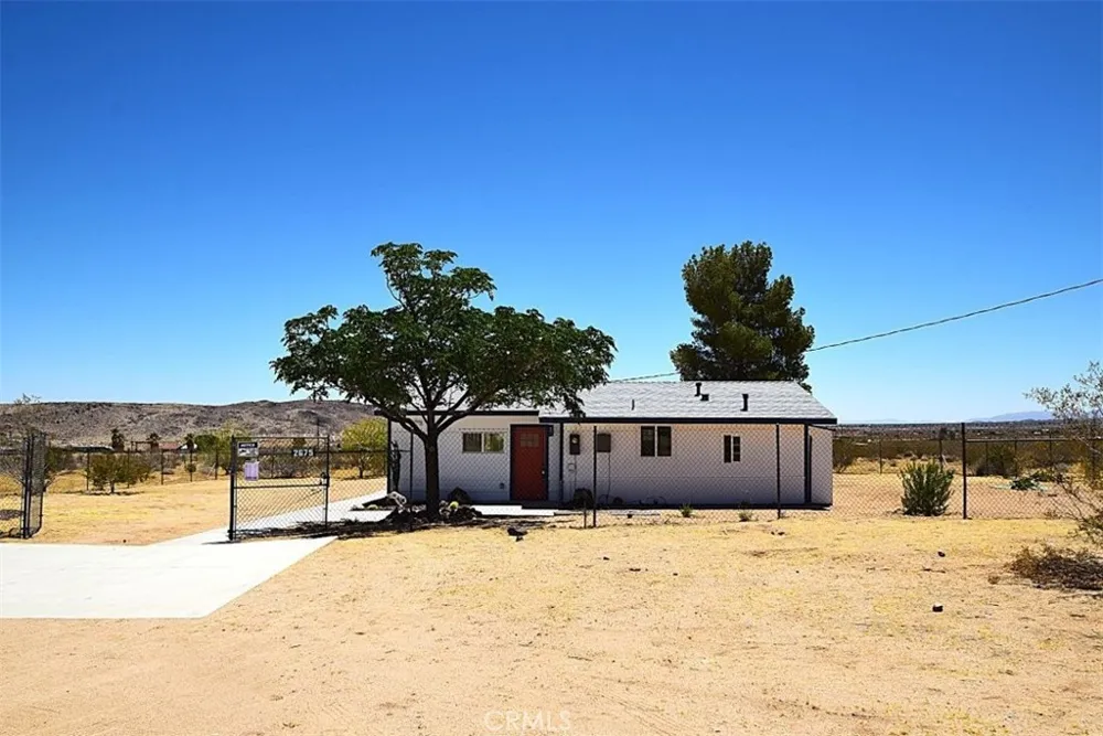 2675 Geronimo Trail Landers, CA 92285