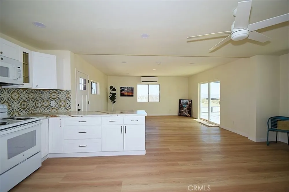 2675 Geronimo Trail Landers, CA 92285