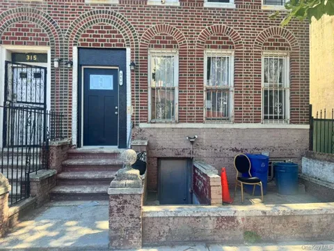 317 E 96th Street #2R