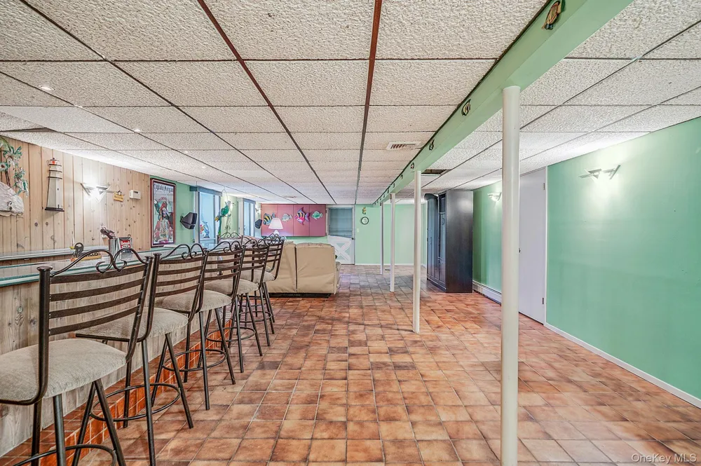 138 River Road Shirley, NY 11967