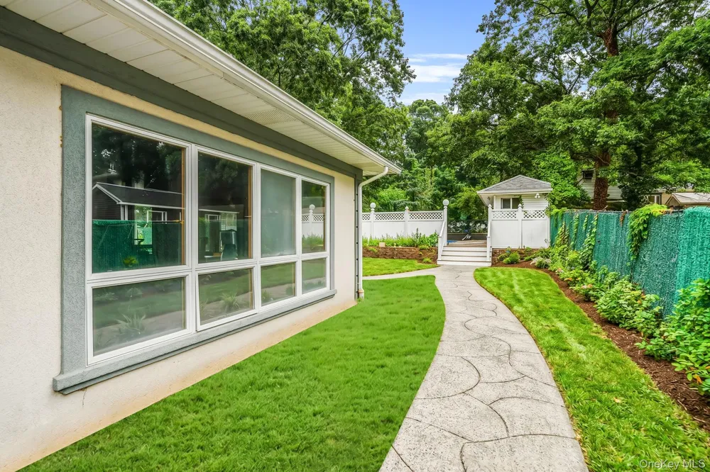 138 River Road Shirley, NY 11967