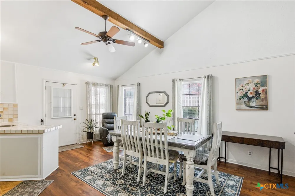 101 Maplewood Drive #20 Victoria, TX 77901