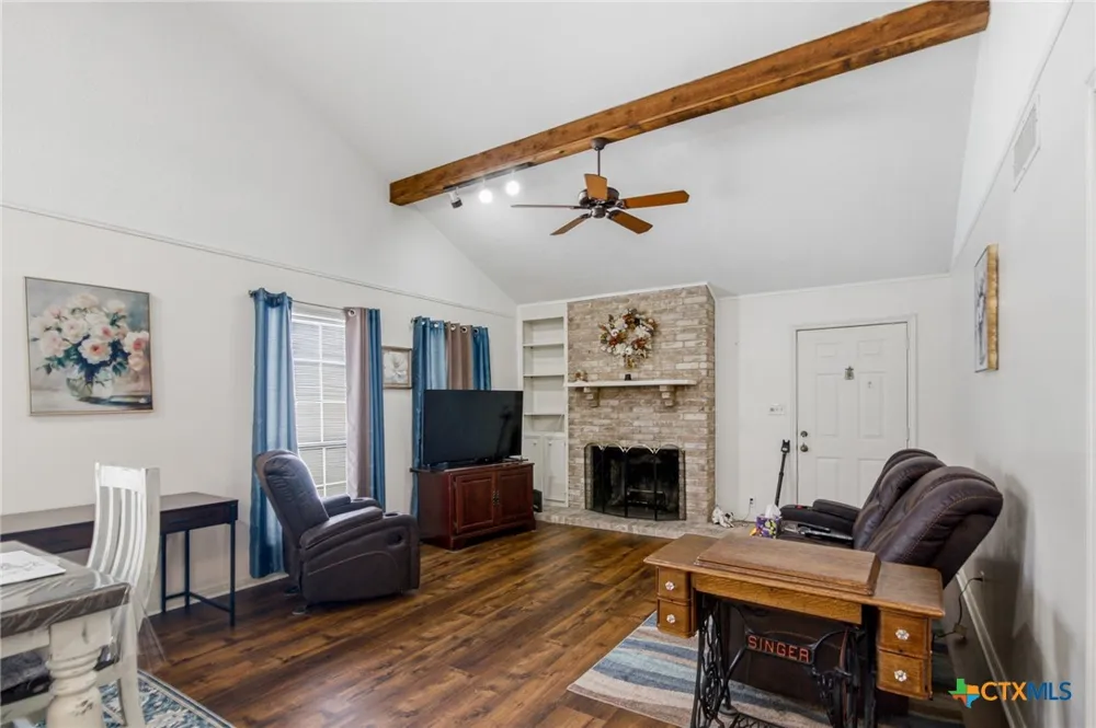 101 Maplewood Drive #20 Victoria, TX 77901