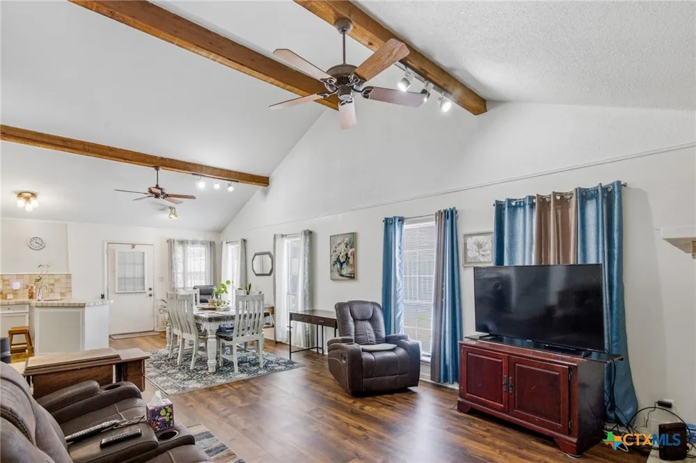101 Maplewood Drive #20 Victoria, TX 77901