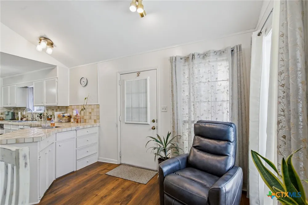 101 Maplewood Drive #20 Victoria, TX 77901