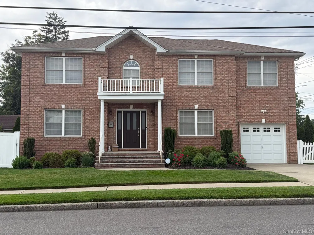 264 Doherty Avenue Elmont, NY 11003
