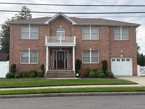 264 Doherty Avenue