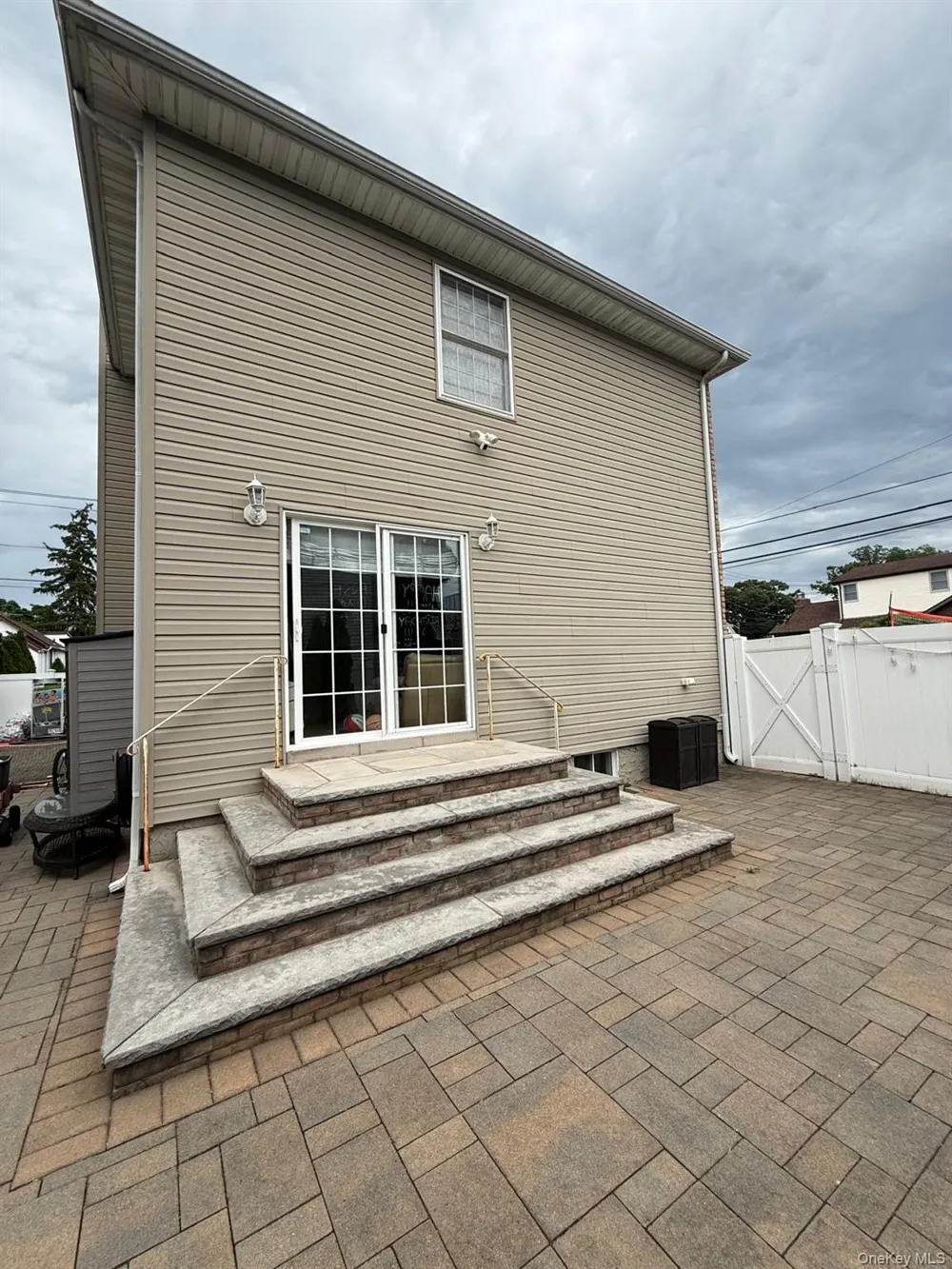 264 Doherty Avenue Elmont, NY 11003