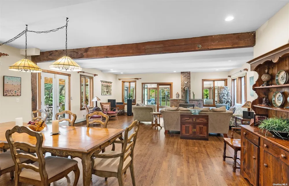 61 Lower 7 Ponds Road Water Mill, NY 11976