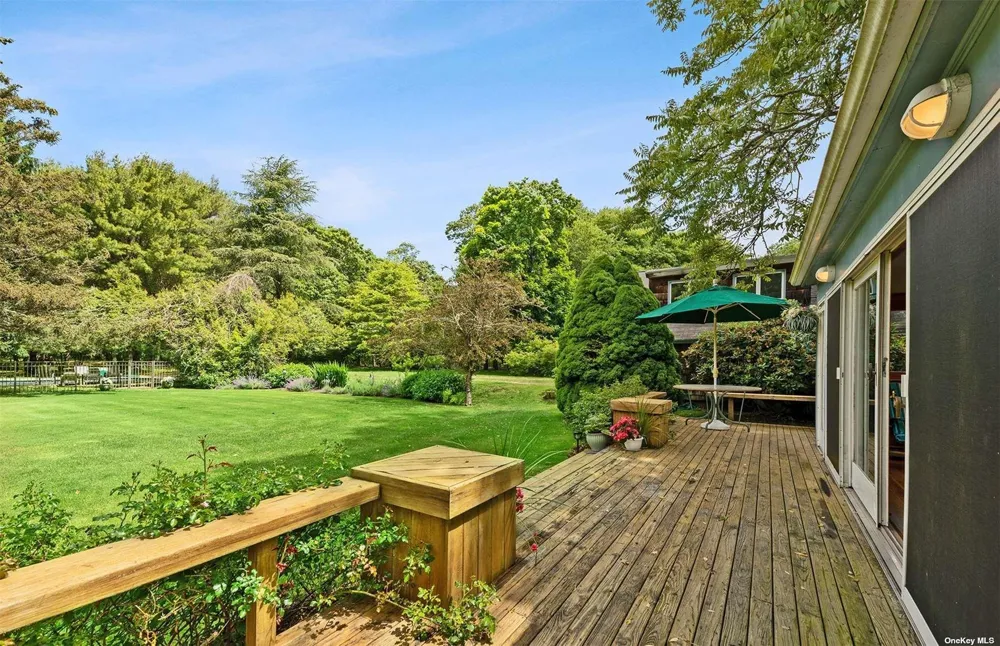 61 Lower 7 Ponds Road Water Mill, NY 11976