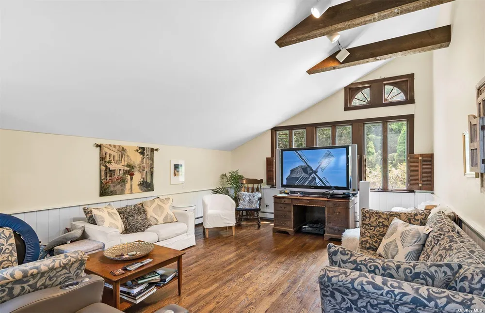 61 Lower 7 Ponds Road Water Mill, NY 11976