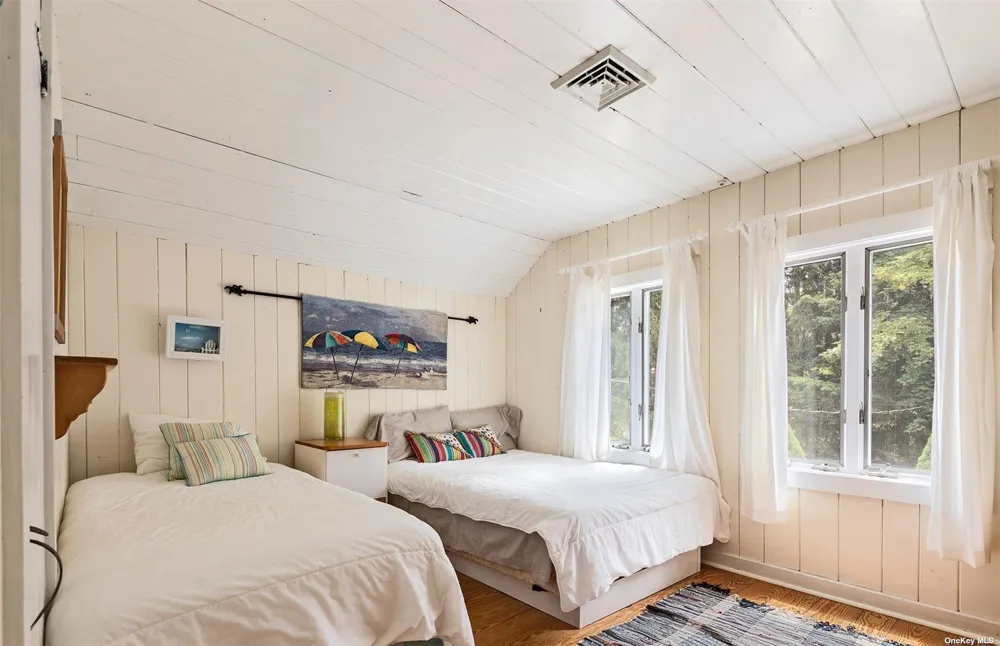 61 Lower 7 Ponds Road Water Mill, NY 11976