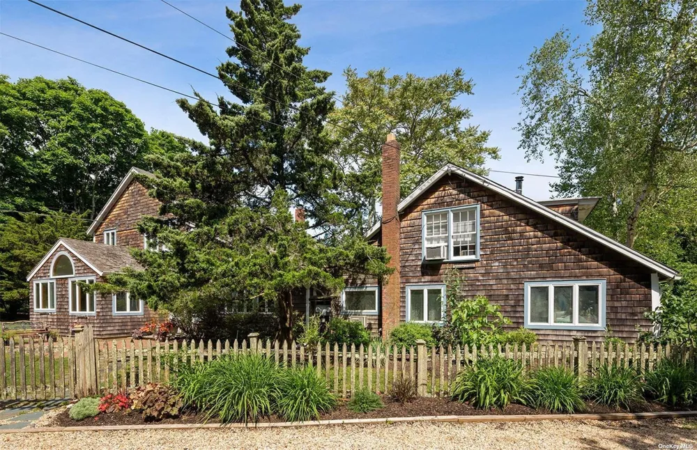 61 Lower 7 Ponds Road Water Mill, NY 11976