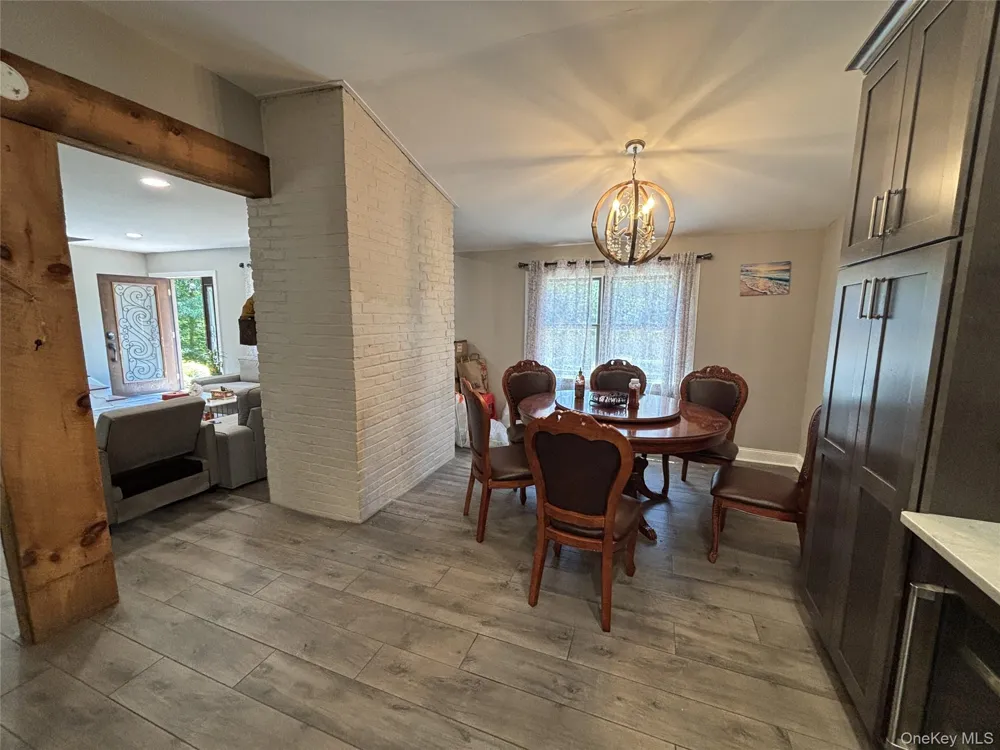 45 Croft Lane Smithtown, NY 11787