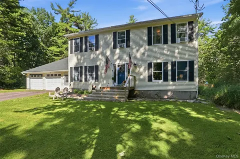 1431 Forestburgh Road