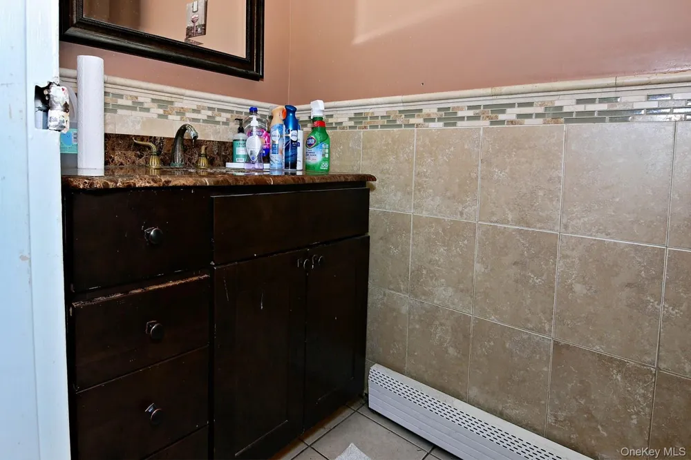 36 Willow Street Selden, NY 11784