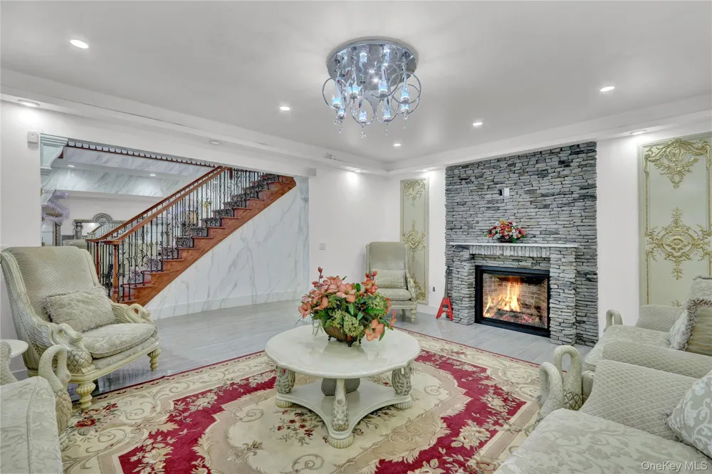 120 Majestic Drive Dix Hills, NY 11746
