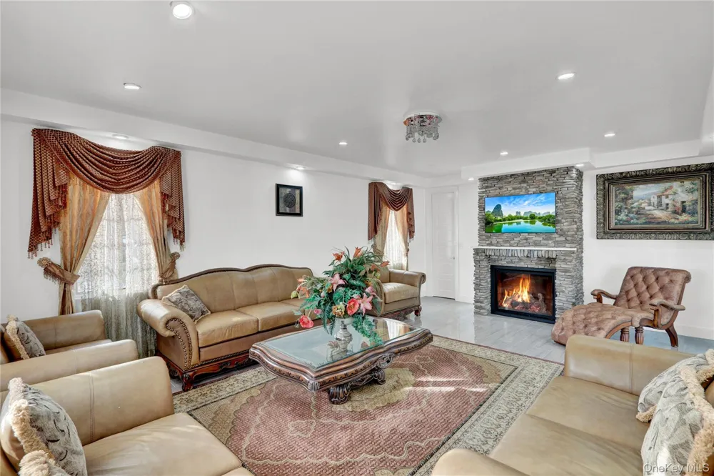 120 Majestic Drive Dix Hills, NY 11746