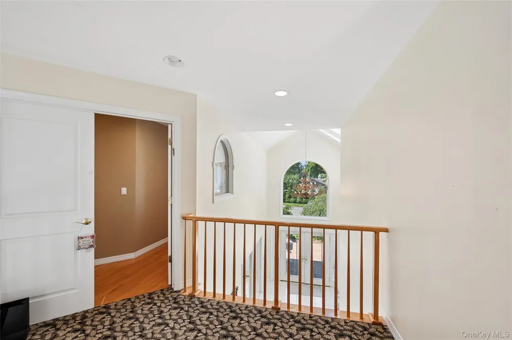 1319 Auerbach Avenue Hewlett Harbor, NY 11557